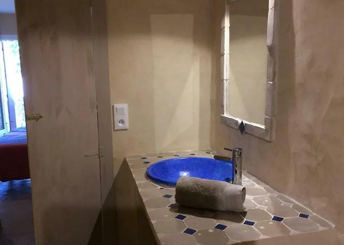 Mas Des Broussonnetiers *